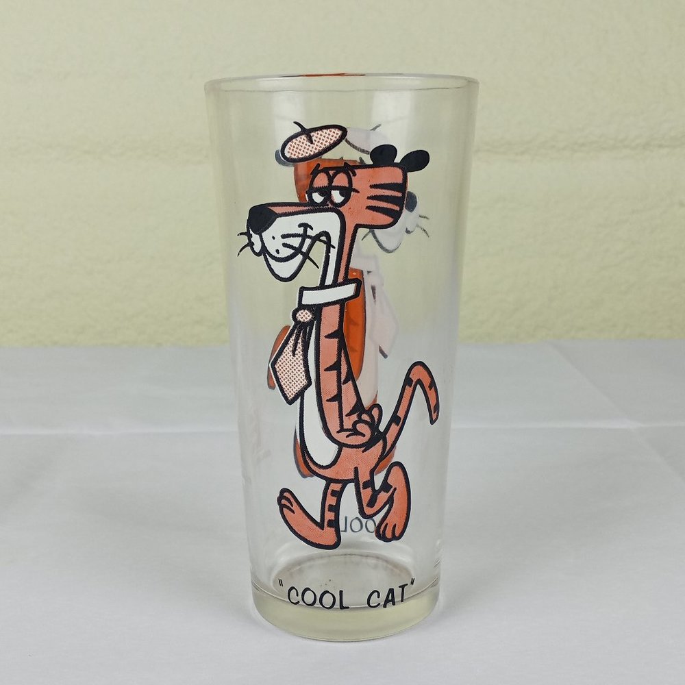 Cool Cat Vintage Warner Brothers Drinking Glass 1973